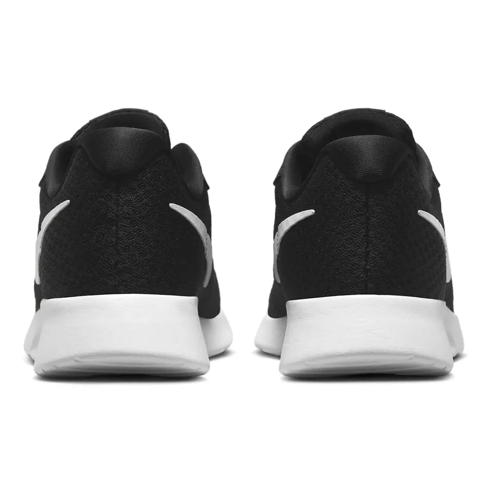 nike tanjun women's shoes